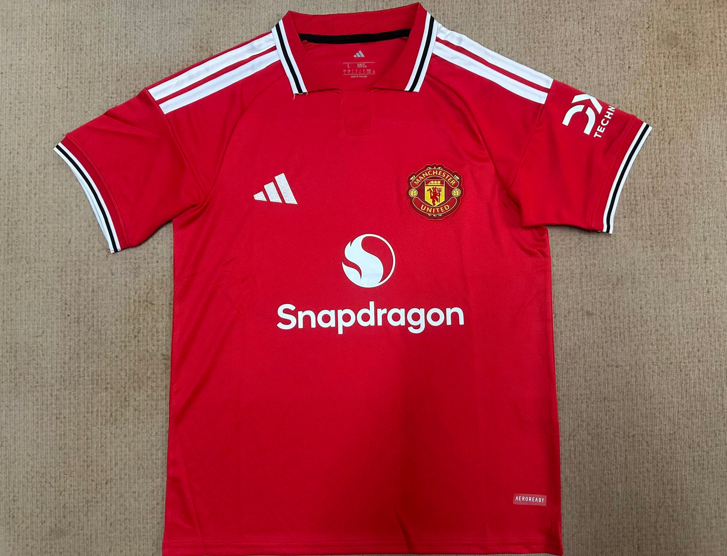 Maillot Manchester United domicile 2026/27